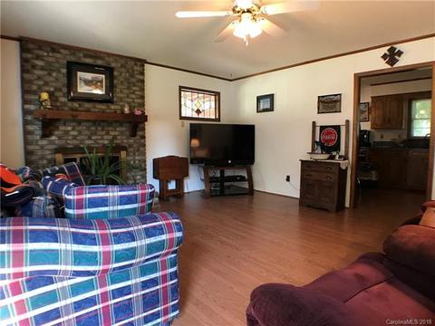 403 Willow St, Stanley, NC 28164 photo 4