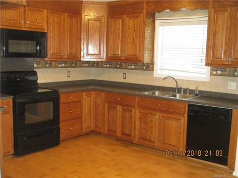 2425 Hough Rd, Lancaster, SC 29720 photo 7