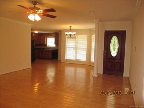2425 Hough Rd, Lancaster, SC 29720 photo 6