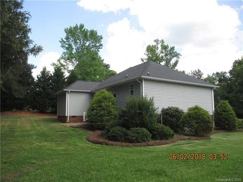 2425 Hough Rd, Lancaster, SC 29720 photo 3