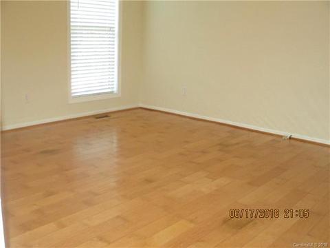 2425 Hough Rd, Lancaster, SC 29720 photo 8