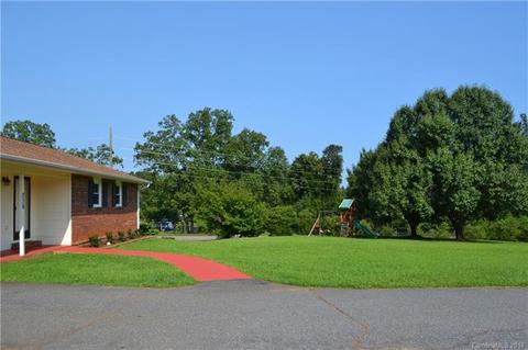 236 Pea Ridge Rd, Mill Spring, NC 28756 photo 17
