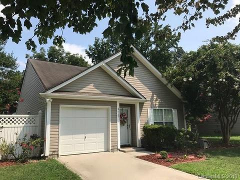 2527 Thames Ct, Lancaster, SC 29720 photo 1