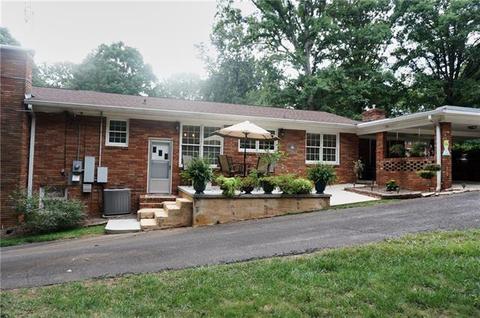 702 2nd Avenue Ne Pl NE, Conover, NC 28613 photo 6