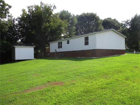 192 Emerald Ln, Hiddenite, NC 28636 photo 3
