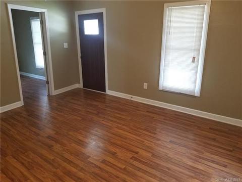 511 Marsh St, Salisbury, NC 28144 photo 3