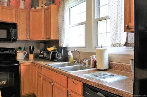 201 Forest St, Clover, SC 29710 photo 19