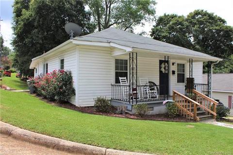 201 Forest St, Clover, SC 29710 photo 3