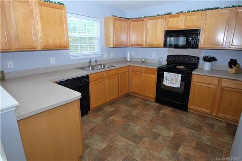 910 River Trail Rd, Lowell, NC 28098 photo 10
