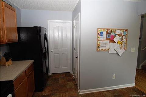 910 River Trail Rd, Lowell, NC 28098 photo 12