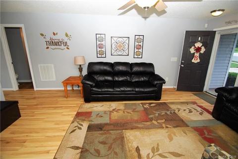 910 River Trail Rd, Lowell, NC 28098 photo 4