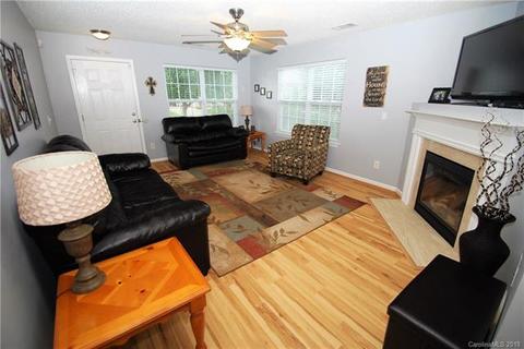 910 River Trail Rd, Lowell, NC 28098 photo 5