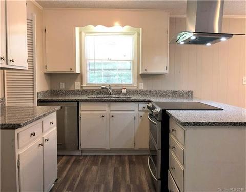 809 Mauney Rd, Stanley, NC 28164 photo 2