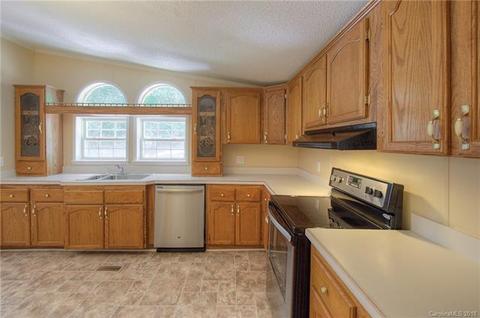 624 E Sandy Ridge Rd, Monroe, NC 28112 photo 11