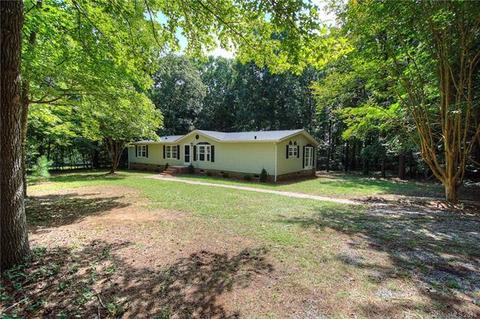624 E Sandy Ridge Rd, Monroe, NC 28112 photo 2