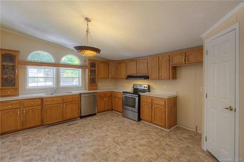 624 E Sandy Ridge Rd, Monroe, NC 28112 photo 12