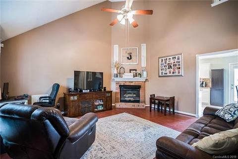 2848 Eagle View Pl, Concord, NC 28027 photo 4