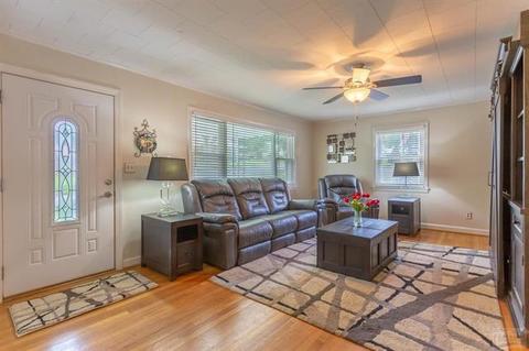 113 Pine St, Morganton, NC 28655 photo 6