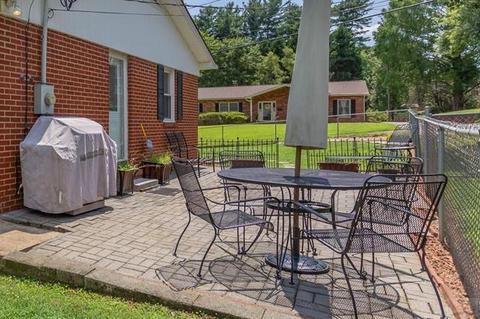113 Pine St, Morganton, NC 28655 photo 5