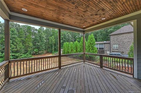 562 Arrow Point Ln, Davidson, NC 28036 photo 22