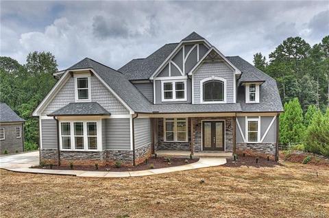 562 Arrow Point Ln, Davidson, NC 28036 photo 2