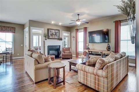 5631 Morris Hunt Dr, Fort Mill, SC 29708 photo 9