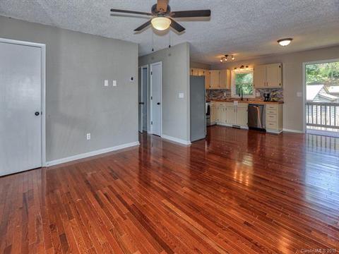 25 Heather Ct, Clyde, NC 28721 photo 13