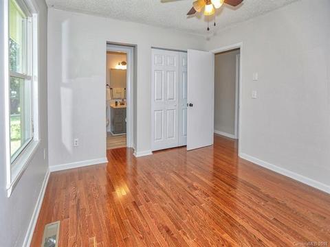 25 Heather Ct, Clyde, NC 28721 photo 19