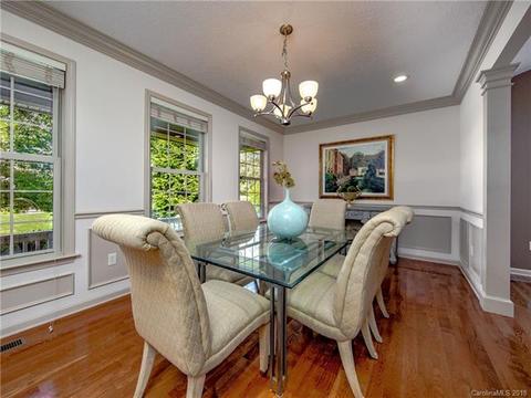 20 Ledgestone Dr, Fairview, NC 28730 photo 9
