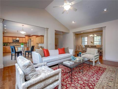 20 Ledgestone Dr, Fairview, NC 28730 photo 8