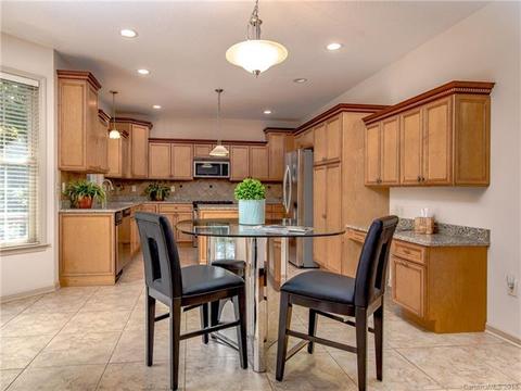 20 Ledgestone Dr, Fairview, NC 28730 photo 10