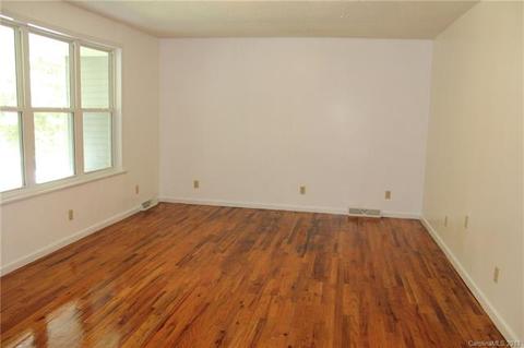 176 Heathergate Ln, Stanley, NC 28164 photo 9