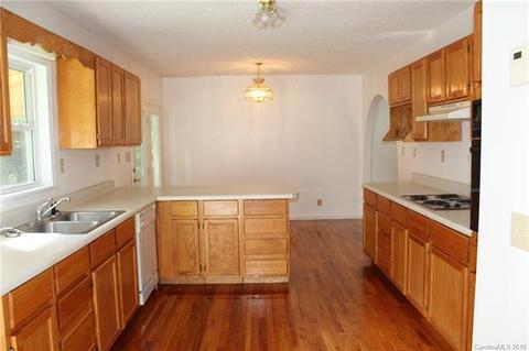 176 Heathergate Ln, Stanley, NC 28164 photo 32