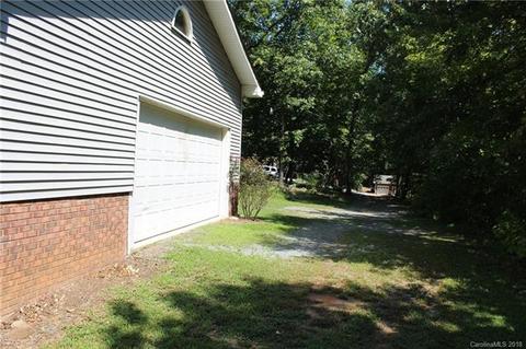 176 Heathergate Ln, Stanley, NC 28164 photo 5