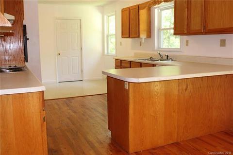 176 Heathergate Ln, Stanley, NC 28164 photo 12