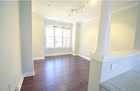558 E 9th St, Charlotte, NC 28202 photo 5
