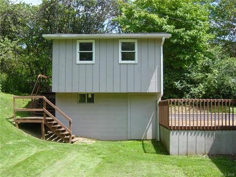 30 Christopher Ln, Sylva, NC 28779 photo 3