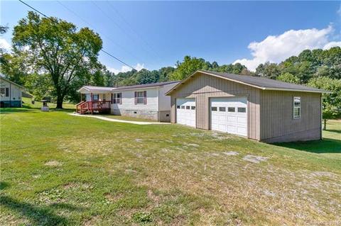 266 Evans Rd, Canton, NC 28716 photo 3