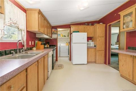 266 Evans Rd, Canton, NC 28716 photo 7