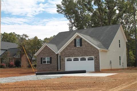 3215 Red Maple Dr, Monroe, NC 28110 photo 1