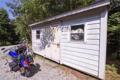 356 Gordon Rd, Saluda, NC 28773 photo 13