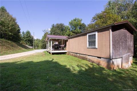 356 Gordon Rd, Saluda, NC 28773 photo 3