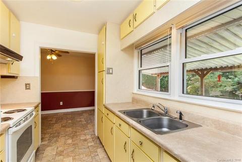 314 Big Bend Rd, Brevard, NC 28712 photo 9