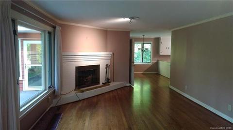 29 Glenwalden Ln, Tryon, NC 28782 photo 9