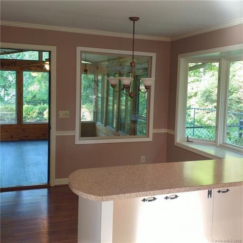 29 Glenwalden Ln, Tryon, NC 28782 photo 5