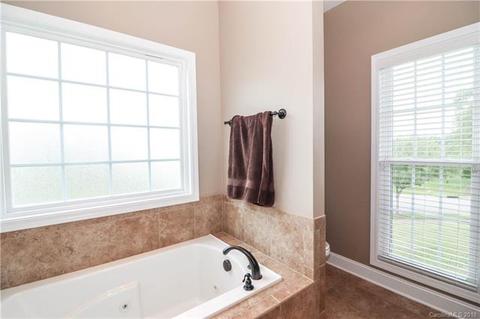 185 11th Street Pl, Conover, NC 28613 photo 16