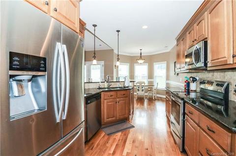 185 11th Street Pl, Conover, NC 28613 photo 9
