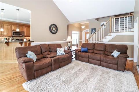 185 11th Street Pl, Conover, NC 28613 photo 6