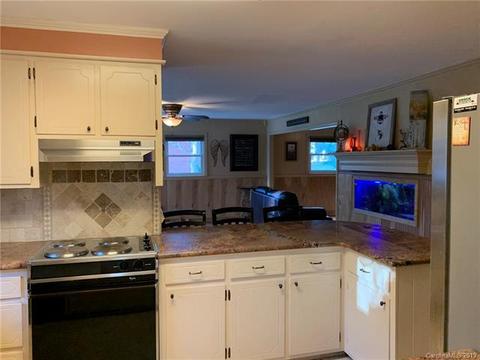 415 3rd E St E, Oakboro, NC 28129 photo 8