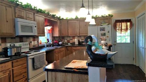 211 Hall Town Rd, Sylva, NC 28779 photo 6